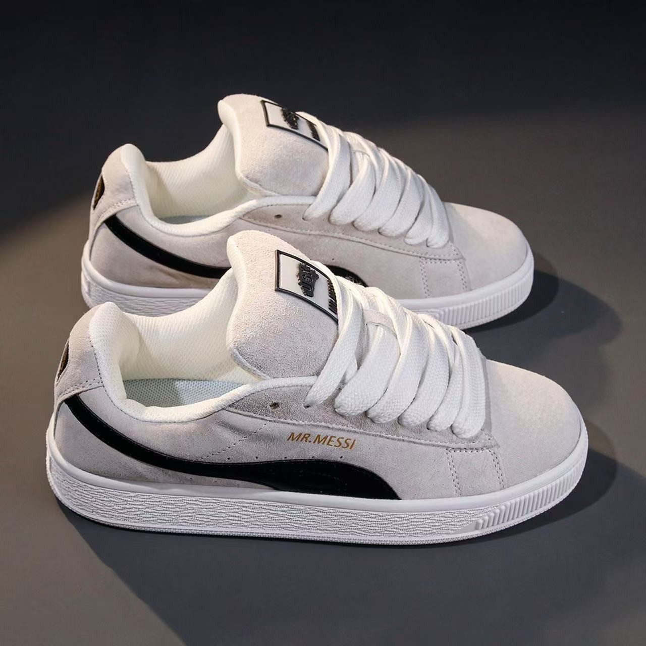 Vans Shoes Old Skool - Sepatu Sneakers Wanita Terbaru 2025, Fashionable,